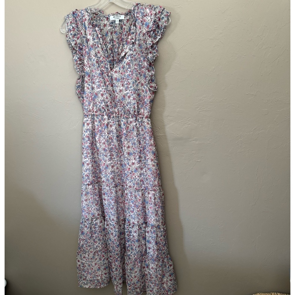 BB Dakota by Steve Madden White Maxi Dress with Pink & Blue Floral Print